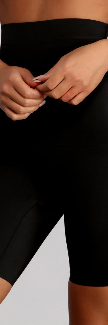 Seamless High Waist Shaper Shorts provides essential lift and support for creating your best summer outfits of the season for 2023!