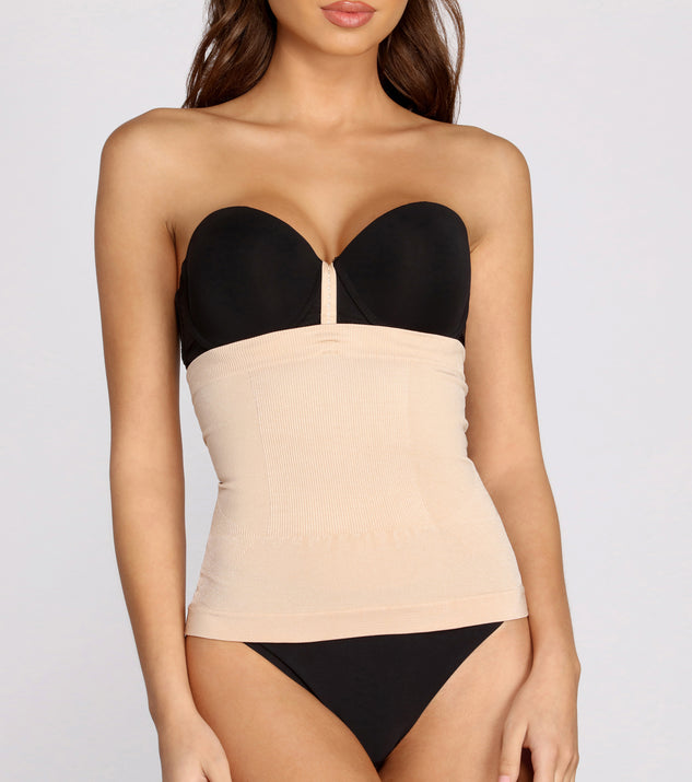 Waist Cinching Shapewear provides essential lift and support for creating your best summer outfits of the season for 2023!