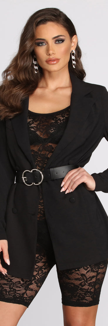 Feelin' Flawless Lace Romper is a trendy pick to create 2023 festival outfits, festival dresses, outfits for concerts or raves, and complete your best party outfits!