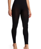 In Control Seamless Shaper Pants provides essential lift and support for creating your best summer outfits of the season for 2023!