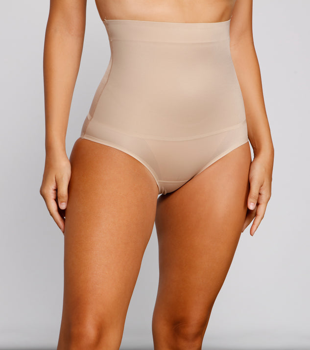 Flaunt It Brief Shaper provides essential lift and support for creating your best summer outfits of the season for 2023!