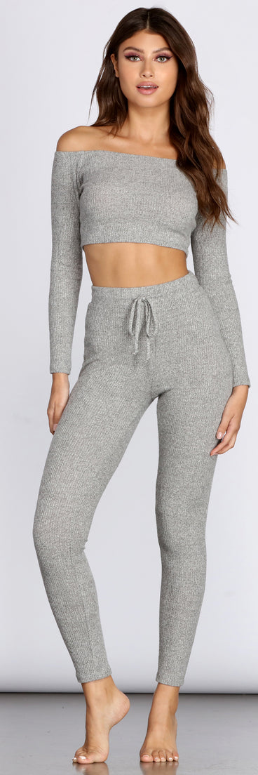 Live For The Comfort Pj Leggings provides essential lift and support for creating your best summer outfits of the season for 2023!