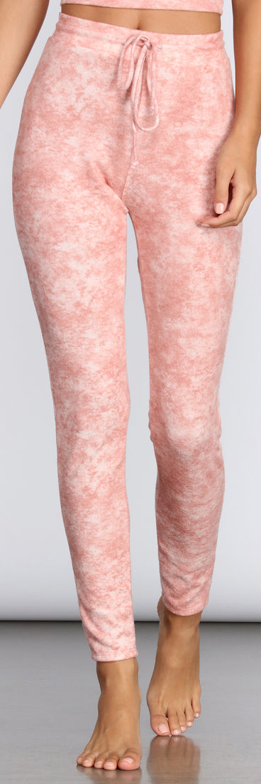 Cloud Nine PJ Leggings provides essential lift and support for creating your best summer outfits of the season for 2023!