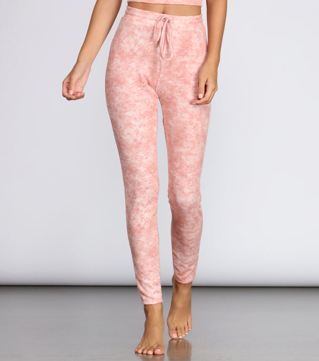 Cloud Nine PJ Leggings provides essential lift and support for creating your best summer outfits of the season for 2023!