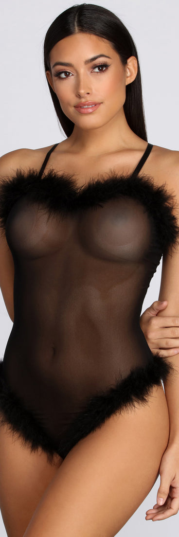 Keep Me Close Sheer Teddy is a trendy pick to create 2023 festival outfits, festival dresses, outfits for concerts or raves, and complete your best party outfits!