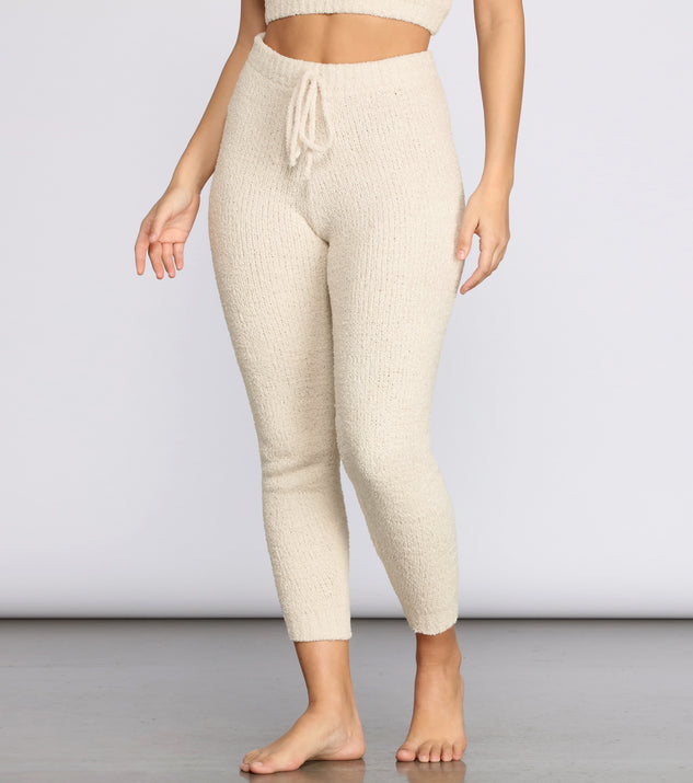Lazy Dayz Chenille Leggings provides essential lift and support for creating your best summer outfits of the season for 2023!