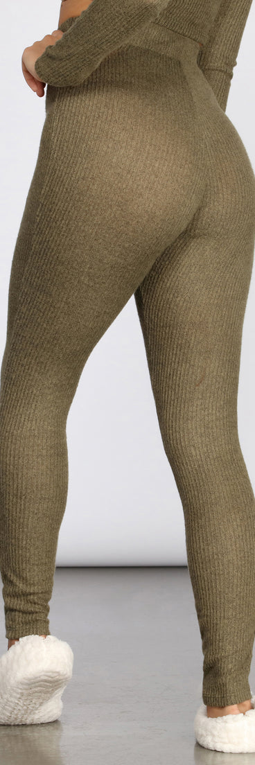 Cute And Cozy PJ Leggings provides essential lift and support for creating your best summer outfits of the season for 2023!