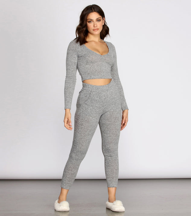 Comfort Cutie PJ Top And Leggings Set provides essential lift and support for creating your best summer outfits of the season for 2023!