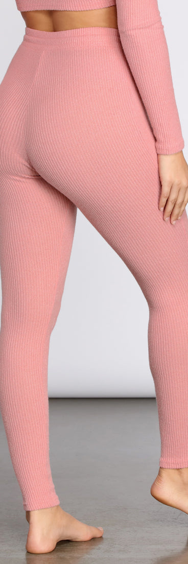 Slow Things Down Lounge Leggings provides essential lift and support for creating your best summer outfits of the season for 2023!