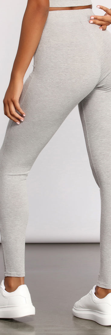 Get Cozy PJ Leggings provides essential lift and support for creating your best summer outfits of the season for 2023!