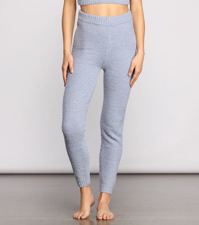 You’ll look stunning in the Chic Chenille Knit High Waist Leggings when paired with its matching separate to create a glam clothing set perfect for parties, date nights, concert outfits, back-to-school attire, or for any summer event!