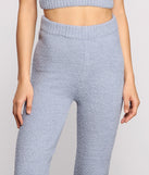 You’ll look stunning in the Chic Chenille Knit High Waist Leggings when paired with its matching separate to create a glam clothing set perfect for parties, date nights, concert outfits, back-to-school attire, or for any summer event!