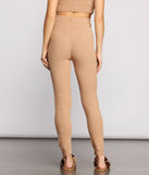 You’ll look stunning in the Cozy and Snug Chenille Pajama Leggings when paired with its matching separate to create a glam clothing set perfect for parties, date nights, concert outfits, back-to-school attire, or for any summer event!