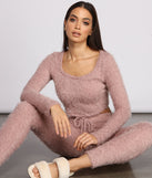 You’ll look stunning in the Long Sleeve Eyelash Knit Pajama Top when paired with its matching separate to create a glam clothing set perfect for parties, date nights, concert outfits, back-to-school attire, or for any summer event!