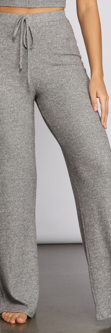 Basic Brushed Knit Pajama Pants provides essential lift and support for creating your best summer outfits of the season for 2023!