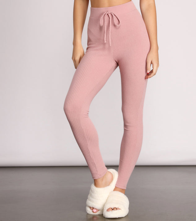 You’ll look stunning in the Dreamy Babe Pajama Leggings when paired with its matching separate to create a glam clothing set perfect for parties, date nights, concert outfits, back-to-school attire, or for any summer event!