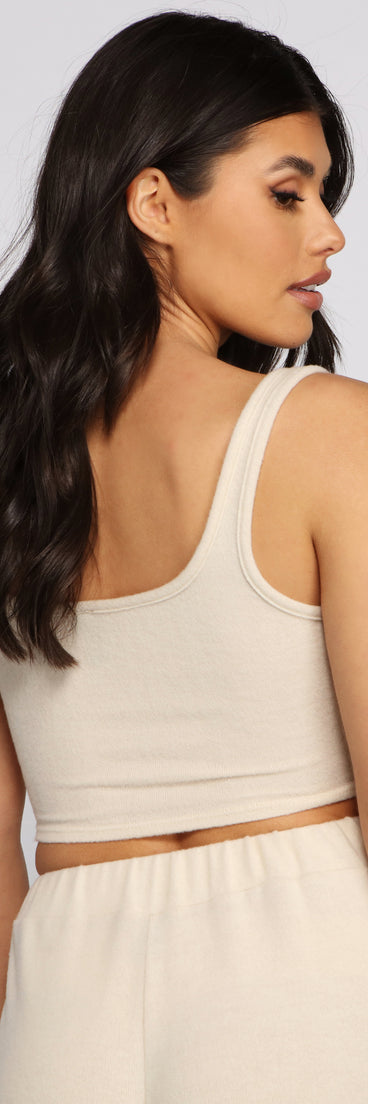 You’ll look stunning in the Fuzzy Feels Sleeveless Pajama Tank when paired with its matching separate to create a glam clothing set perfect for parties, date nights, concert outfits, back-to-school attire, or for any summer event!