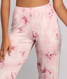 Pop Of Retro Tie Dye Pajama Joggers provides essential lift and support for creating your best summer outfits of the season for 2023!