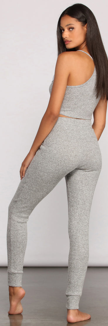Casual Ribbed Knit Pajama Tank And Leggings Set provides essential lift and support for creating your best summer outfits of the season for 2023!