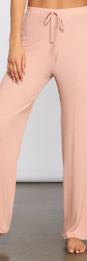 Cozy Basics Ribbed Pajama Pants provides essential lift and support for creating your best summer outfits of the season for 2023!