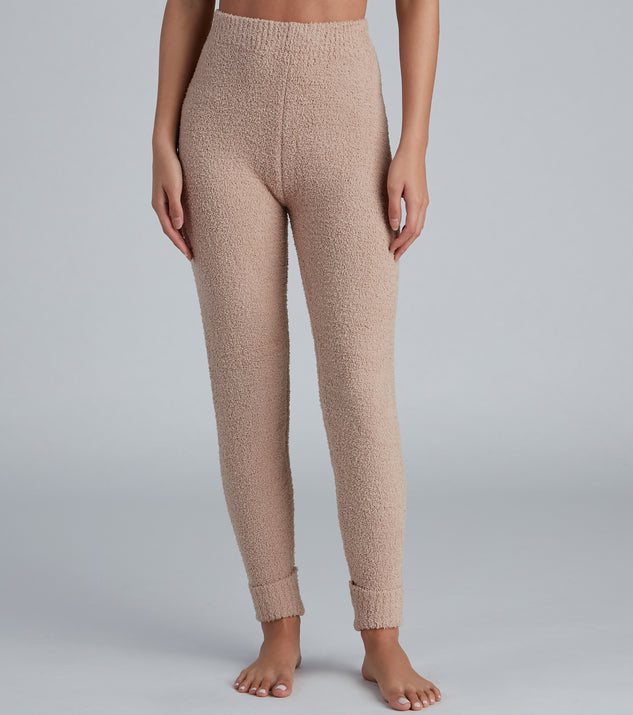 Chilling With You Chenille Joggers provides essential lift and support for creating your best summer outfits of the season for 2023!
