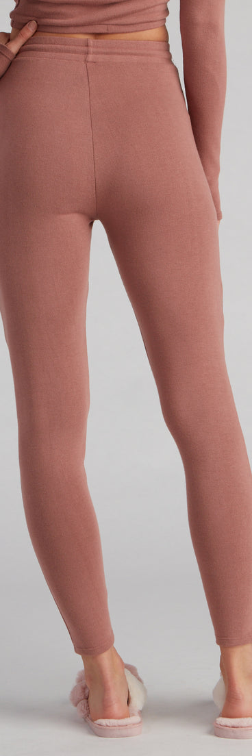 You’ll look stunning in the Soft And Cozy Pajama Leggings when paired with its matching separate to create a glam clothing set perfect for parties, date nights, concert outfits, back-to-school attire, or for any summer event!