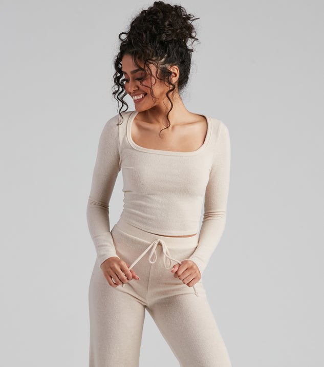 Cozy Ticket Brushed Knit Pajama Top provides essential lift and support for creating your best summer outfits of the season for 2023!