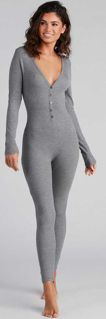 Dreamy Chic Ribbed Knit Onesie provides essential lift and support for creating your best summer outfits of the season for 2023!