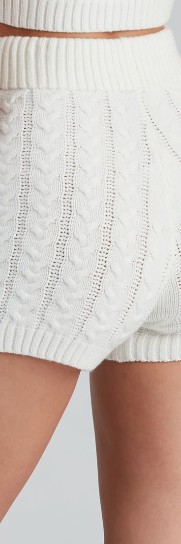 Cuddle Up Cable Knit Pajama Shorts provides essential lift and support for creating your best summer outfits of the season for 2023!