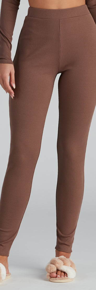 Lazy Day Vibes Pajama Leggings provides essential lift and support for creating your best summer outfits of the season for 2023!