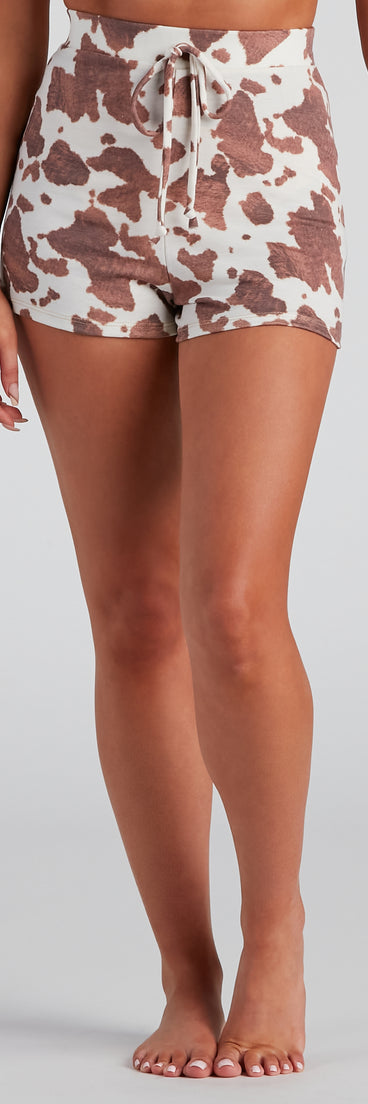 You’ll look stunning in the Howdy Cow Print Pajama Shorts when paired with its matching separate to create a glam clothing set perfect for parties, date nights, concert outfits, back-to-school attire, or for any summer event!