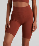Perfectly Chill Seamless Shorts provides essential lift and support for creating your best summer outfits of the season for 2023!