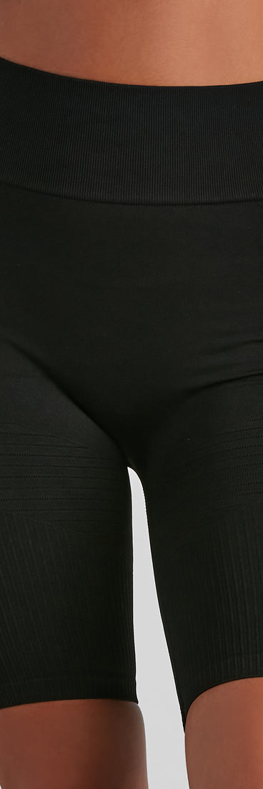 You’ll look stunning in the At Your Leisure Seamless Shorts when paired with its matching separate to create a glam clothing set perfect for parties, date nights, concert outfits, back-to-school attire, or for any summer event!