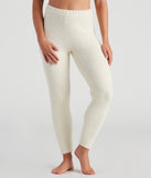 Cozy Seeker Chenille PJ Leggings provides essential lift and support for creating your best summer outfits of the season for 2023!