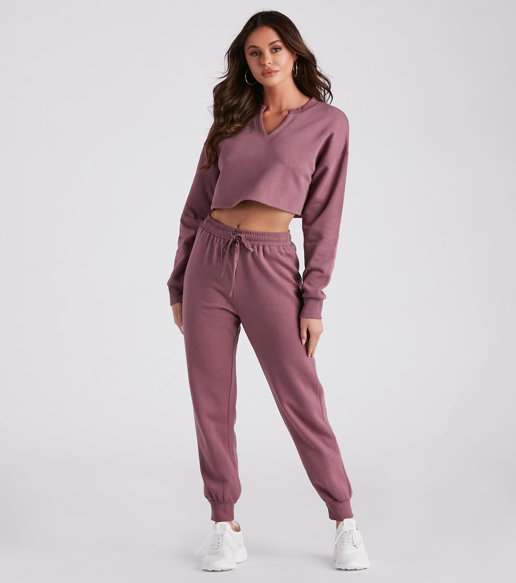 Casual Mood Crop Top And Joggers Set