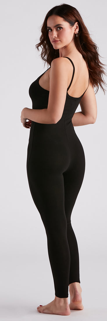 All The Comfy Vibes Sleeveless Catsuit provides essential lift and support for creating your best summer outfits of the season for 2023!