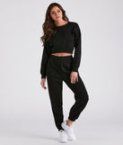 Comfy Vibes Crop Top And Sweatpants Set provides essential lift and support for creating your best summer outfits of the season for 2023!