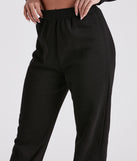 Comfy Vibes Crop Top And Sweatpants Set provides essential lift and support for creating your best summer outfits of the season for 2023!
