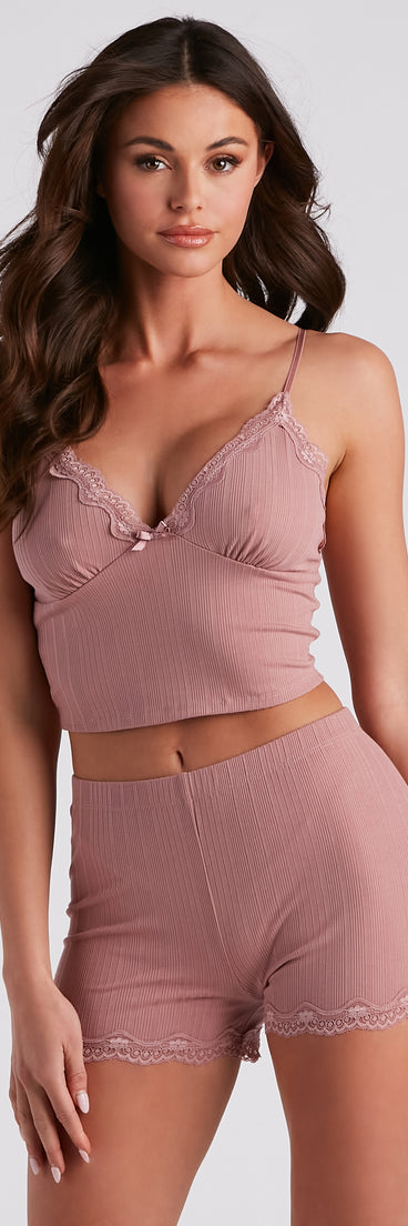 Delicate Lace Pajama Top And Shorts Set provides essential lift and support for creating your best summer outfits of the season for 2023!