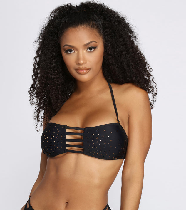 You’ll look stunning in the Heat Wave Bar Front Bandeau Swim Top when paired with its matching separate to create a glam clothing set perfect for parties, date nights, concert outfits, back-to-school attire, or for any summer event!