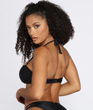 You’ll look stunning in the Heat Wave Bar Front Bandeau Swim Top when paired with its matching separate to create a glam clothing set perfect for parties, date nights, concert outfits, back-to-school attire, or for any summer event!