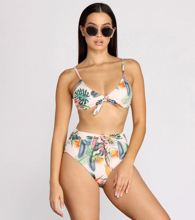 With fun and flirty details, Take Me To Margaritaville Tropical Swim Top shows off your unique style for a trendy outfit for the summer season!