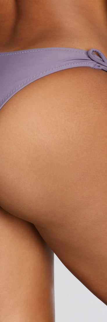 You’ll look stunning in the Salt & Sun Tie Side Hipster Swim Bottoms when paired with its matching separate to create a glam clothing set perfect for parties, date nights, concert outfits, back-to-school attire, or for any summer event!