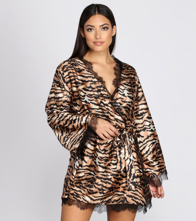 Sultry And Sassy Lace Trim Robe provides essential lift and support for creating your best summer outfits of the season for 2023!
