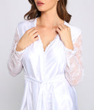 So Luxe Lace And Satin Robe provides essential lift and support for creating your best summer outfits of the season for 2023!