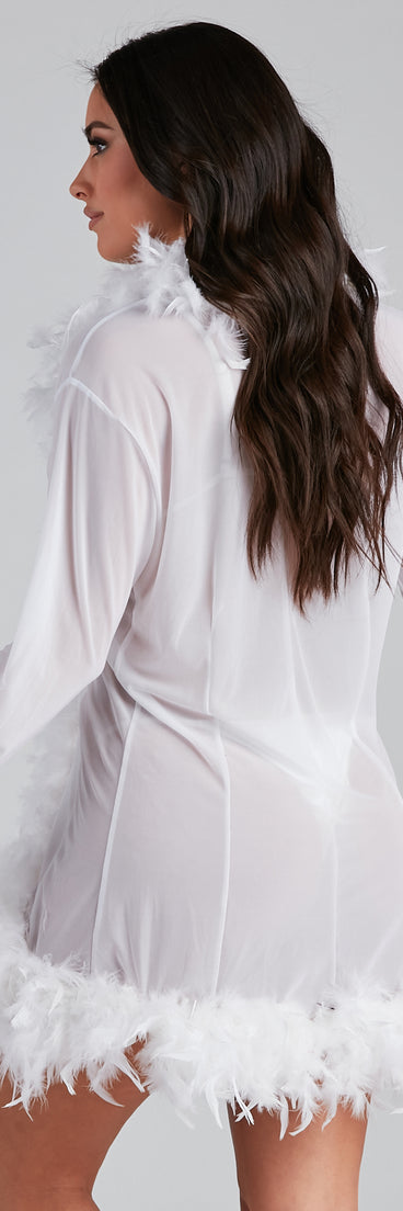 So Seductive Short Mesh Robe provides essential lift and support for creating your best summer outfits of the season for 2023!