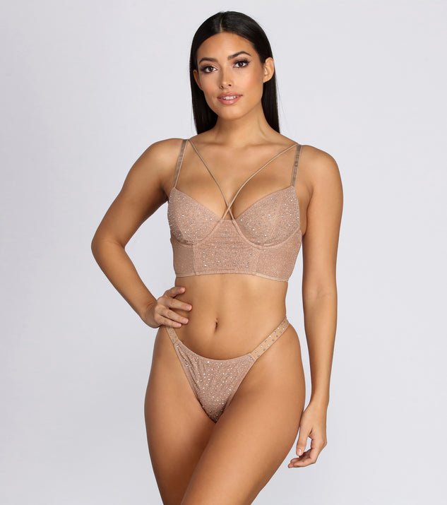 Glow Heat Stone Glitter Panty Set provides essential lift and support for creating your best summer outfits of the season for 2023!