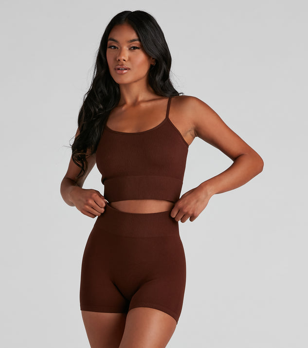 Never Take Off Seamless Longline Bralette provides essential lift and support for creating your best summer outfits of the season for 2023!