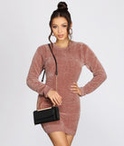 Mindin' My Business Wallet Cross-body Purse is a trendy pick to create 2023 festival outfits, festival dresses, outfits for concerts or raves, and complete your best party outfits!