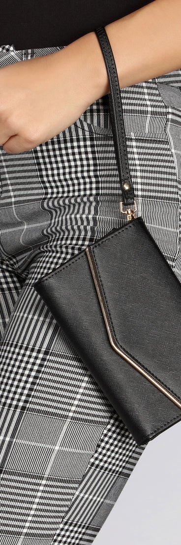 Instant Success Faux Leather Cross-body Purse